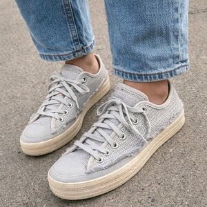 🆕Converse Women’s All Star Size 7